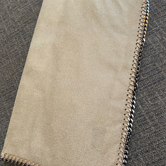 NEW Stella McCartney Falabella Tan Faux Leather Clutch!! - Picture 9 of 11